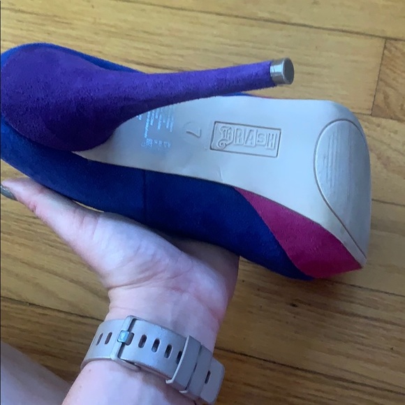 Suede heels - Picture 3 of 4